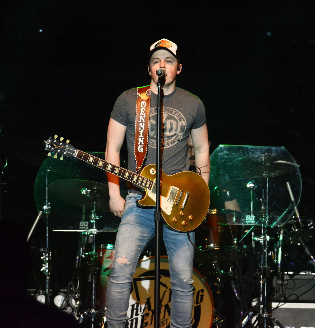 PHOTOS Dustin Lynch and Travis Denning perform at Hobart Arena K99.1FM
