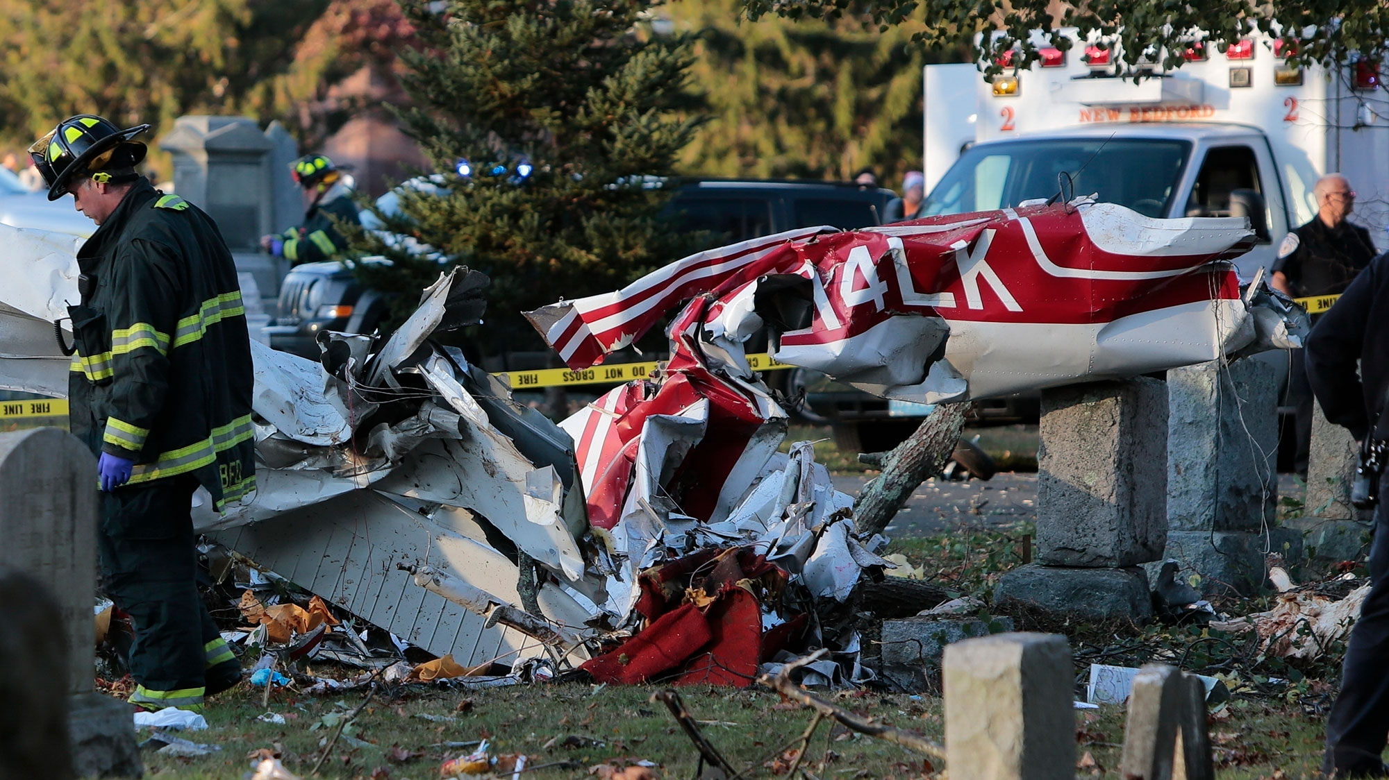 Federal officials investigate cemetery plane crash Boston 25 News