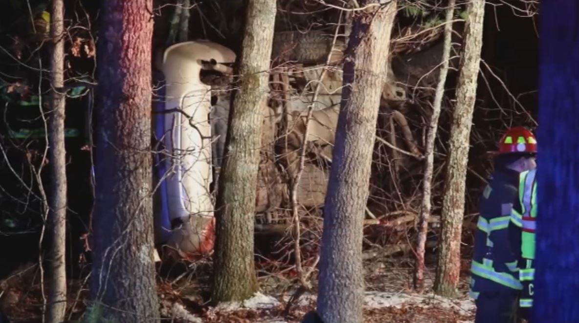 One killed in Kingston crash