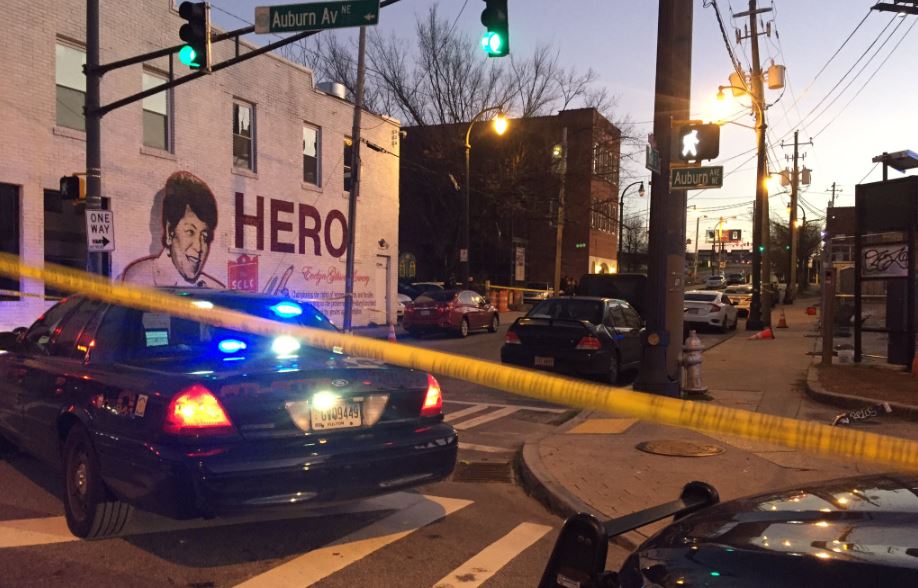 Police investigating shooting on Auburn Ave.