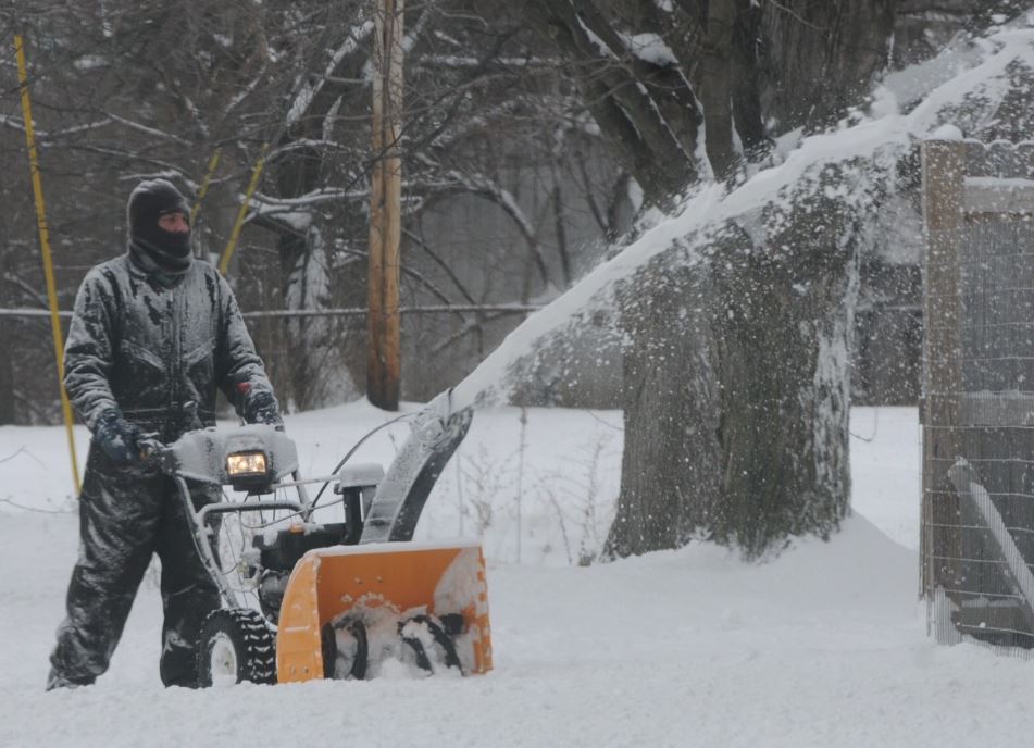 What is the best type of icemelt to use on your driveway?