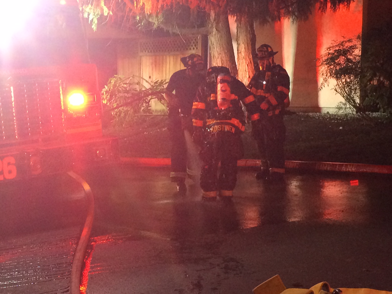 Major Kirkland fire damages 6 condos as neighbors suspect generator KIRO 7 News Seattle